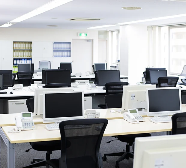 レイアウト変更に伴うLAN工事
